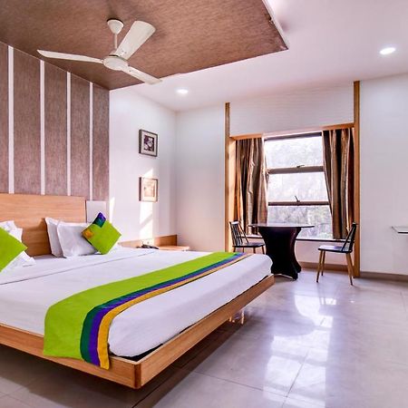 Treebo Admiral Suites New Usmanpura Aurangabad  Exterior photo