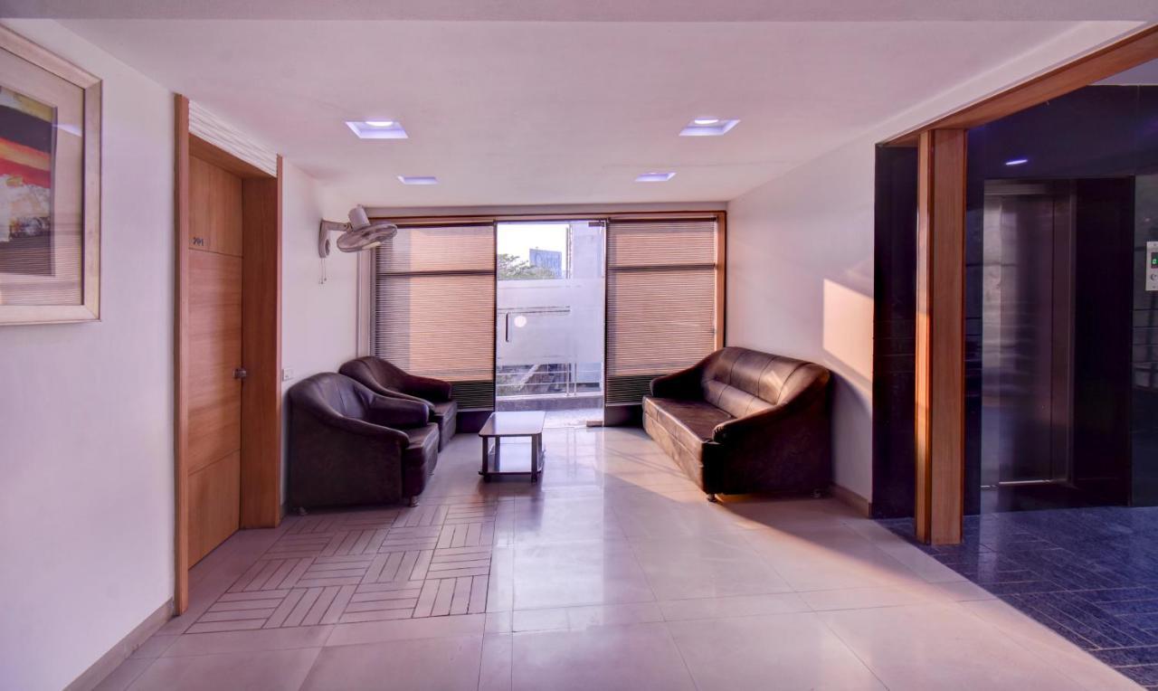 Treebo Admiral Suites New Usmanpura Aurangabad  Exterior photo