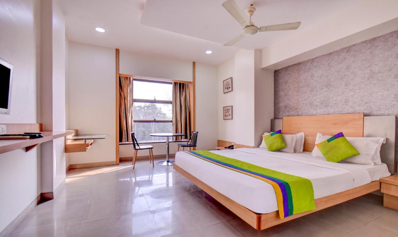 Treebo Admiral Suites New Usmanpura Aurangabad  Exterior photo