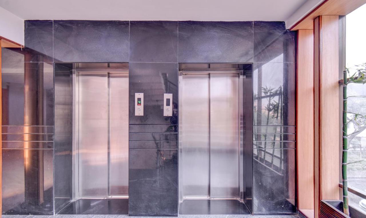 Treebo Admiral Suites New Usmanpura Aurangabad  Exterior photo