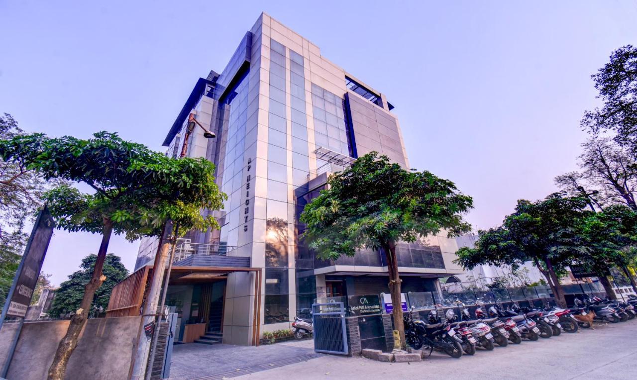 Treebo Admiral Suites New Usmanpura Aurangabad  Exterior photo