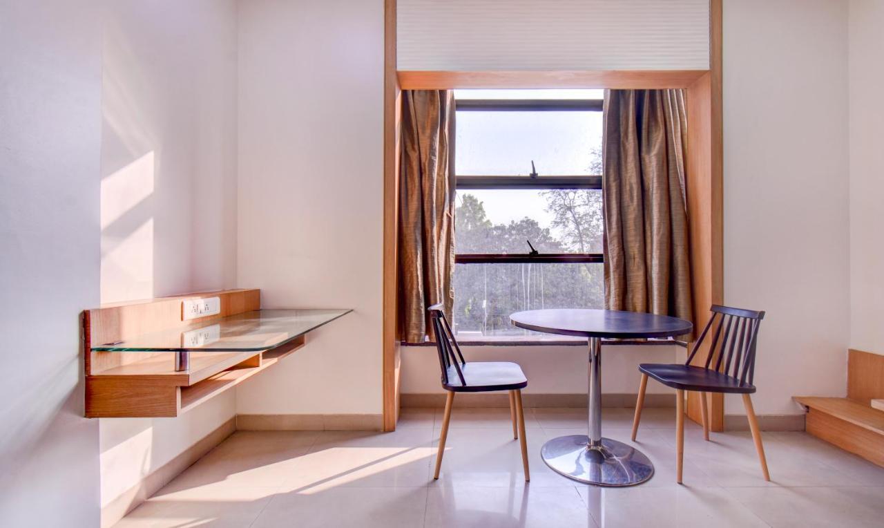 Treebo Admiral Suites New Usmanpura Aurangabad  Exterior photo