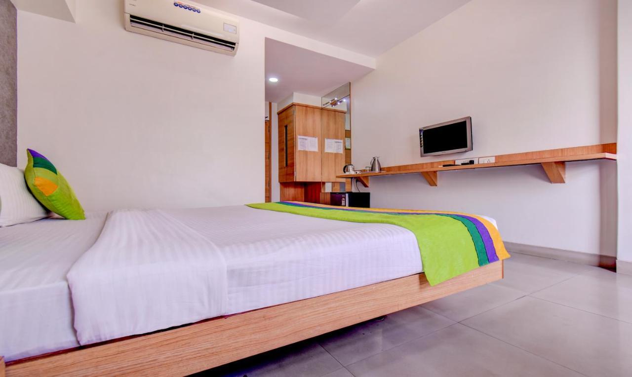 Treebo Admiral Suites New Usmanpura Aurangabad  Exterior photo