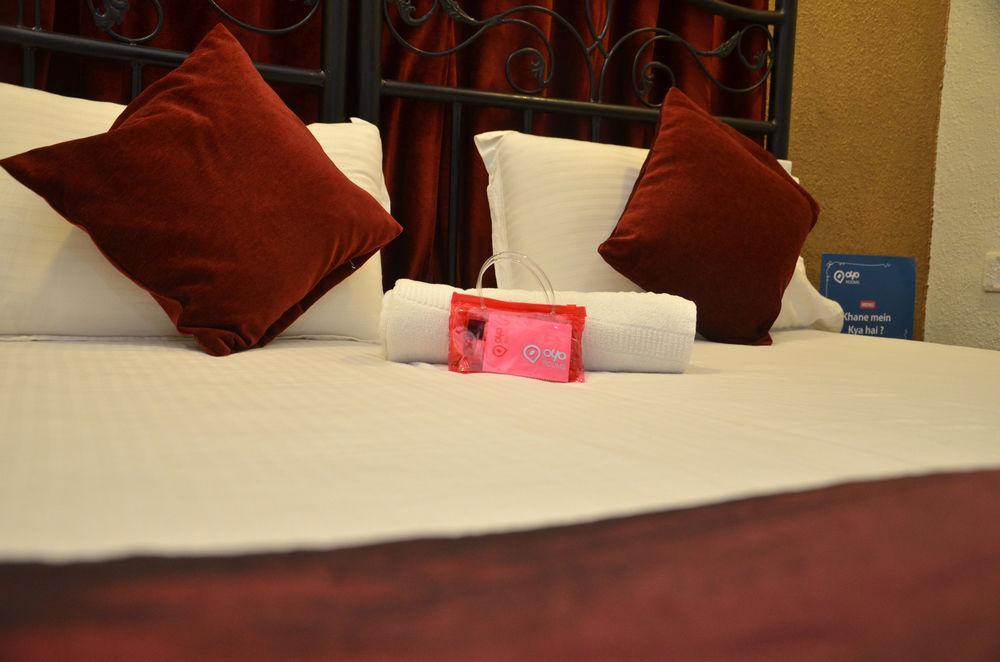 Treebo Admiral Suites New Usmanpura Aurangabad  Exterior photo