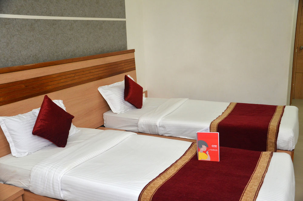 Treebo Admiral Suites New Usmanpura Aurangabad  Exterior photo