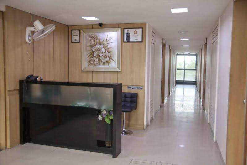 Treebo Admiral Suites New Usmanpura Aurangabad  Exterior photo